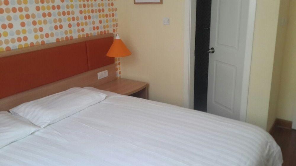 Home Inn Guangzhou East Binjiang Road Sun Yat-Sen University Exterior photo