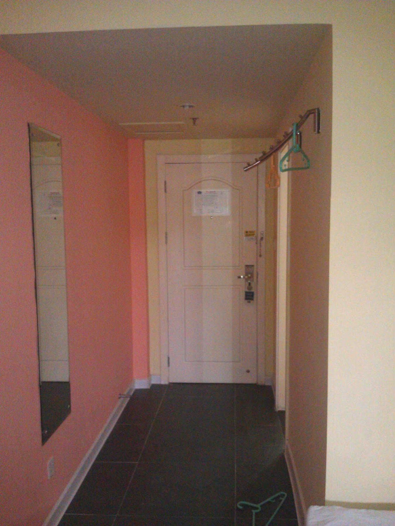 Home Inn Guangzhou East Binjiang Road Sun Yat-Sen University Exterior photo